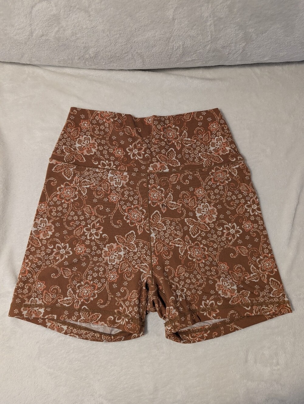 Ultra Flirt Brown Floral Biker Shorts Size M